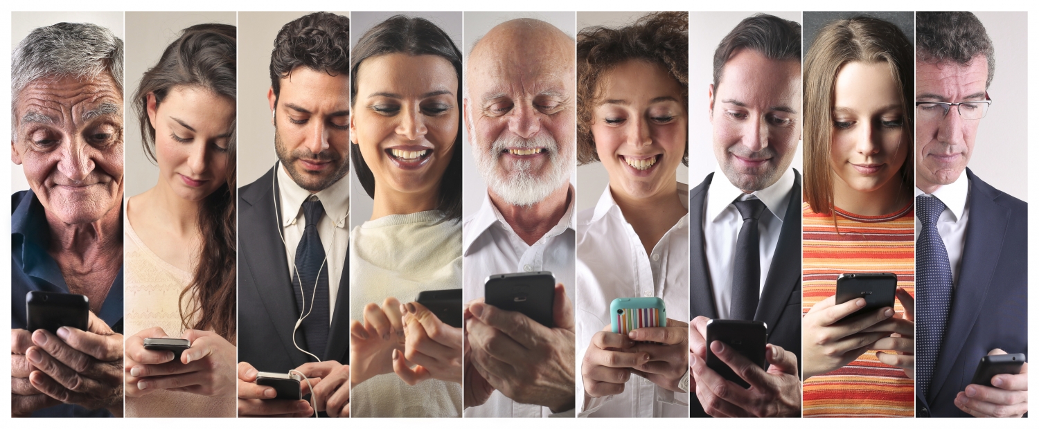Is your smartphone aging you prematurely? Call Naples cosmetic surgeon Dr. Manuel Peña to learn how we can help