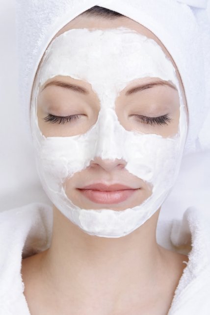 Are you an adult over the age of 30 who still struggles with acne? Call Naples cosmetic surgeon Dr. Manuel Peña to schedule a consultation and learn about safe and effective treatment options