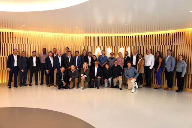 Group of plastic surgeons at AMI